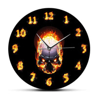 horloge murale tete de mort noir en feu