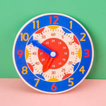 horloge montessori pour enfant bleu colorée