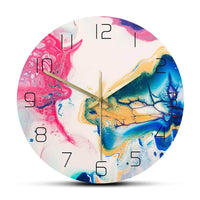 horloge murale originale avec couleur holographique