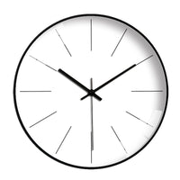 horloge_murale_scandinave_minimaliste_ronde_couleur_noir_blanc