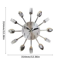 Dimensions de l'horloge murale cuisine en forme de fourchettes et cuillères de 30 cm
