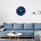Horloge murale ronde bleu roi de 30 cm au design moderne et classique, avec aiguilles blanches et chiffres dorés, décoration simple et élégante pour salon