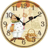 Horloge murale de cuisine vintage représentant un chef boulanger avec un poulet et un panier d'œufs