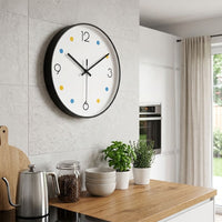 Horloge Murale Cuisine Design Scandinave Ronde 30 cm dans une cuisine
