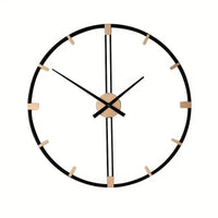 Horloge murale décorative pour salon au style minimaliste en métal noir et touches dorées sur fond blanc.