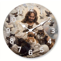 Horloge murale Jésus entouré de chats représentant une scène paisible avec plusieurs félins de différentes tailles installés autour de Jésus dans un décor inspiré du paradis. Jésus affiche un regard calme et bienveillant avec un léger sourire tandis que des oiseaux volent dans le ciel pour apporter une sensation de liberté et d'harmonie. Les chats adorables ajoutent une touche de tendresse à cette illustration pleine de douceur. Les chiffres et les aiguilles blanches s'intègrent parfaitement au cadran.