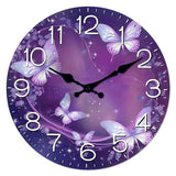 Horloge murale papillon mauve et violette de 30 cm de diamètre, style moderne et féerique, idéale pour une chambre d’enfant, un salon ou une déco kitsch et mandala.