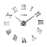 Horloge murale en stickers effet miroir argent avec grands chiffres romains design moderne