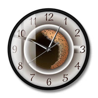 Horloge murale cuisine café au lait avec cadran et cadre noir de protection