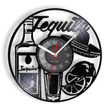 Horloge murale Tequila Bar en vinyle recyclé avec bouteille de tequila, verre à shot, citron et sombréro 30 cm ronde pour chambre ou bar
