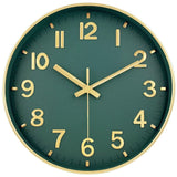 Horloge murale verte et dorée de 30 cm au design élégant. Son cadran vert est sublimé par des chiffres dorés et des aiguilles assorties. Cette décoration murale s’intègre parfaitement dans un salon moderne ou classique. Idéale pour apporter une touche chic et chaleureuse à votre intérieur.