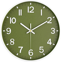 Horloge murale verte vert militaire de 30 cm, avec aiguilles blanches, chiffres blancs et contour du cadran blanc. Style moderne classique européen, idéale pour cuisine, salon ou bureau.