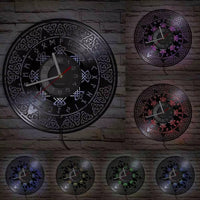 Horloge murale LED symboles celtiques Valknut et alphabet runique lumineux