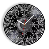 Horloge murale symboles celtiques Valknut Triquetra et alphabet runique en vinyle