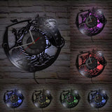 Horloge murale vinyle LED motif drakkar et guerrier viking lumineux