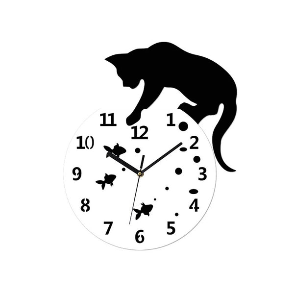 horloge-originale-chat-sur-l-aquarium