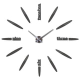 horloge_murale_design_lettre_gris_foncé
