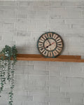 horloge murale industrielle du café de la gare Paris au style vintage et rétro avec chiffre romain pour salon