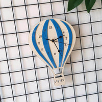 horloge murale scandinave nordique enfant pour salon de couleur bleu