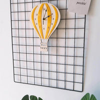 horloge murale scandinave nordique enfant pour salon de couleur jaune