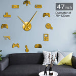 horloge murale pour gamer de couleur doré pour salon