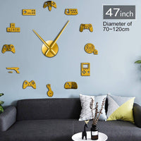 horloge murale pour gamer de couleur doré pour salon