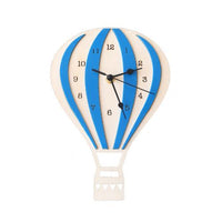 horloge murale enfant design montgolfiere de couleur bleu