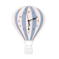 horloge murale enfant design montgolfiere de couleur  gris bleuté