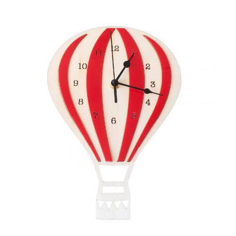 horloge murale enfant design montgolfiere de couleur rouge