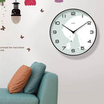 horloge murale scandinave  sur le mur de votre salon