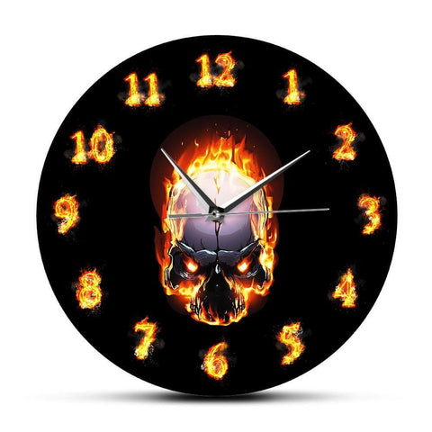 horloge murale tete de mort noir en feu