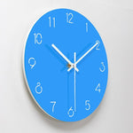 horloge murale bleu ciel avec quartz