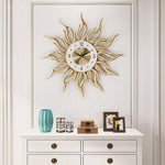 horloge murale design soleil sur le mur de la chambre