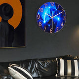 horloge murale futuriste installée sur le mur