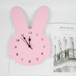horloge murale lapin decorative de couleur rose