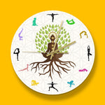 horloge murale méditation sur fond orange 30 cm