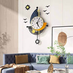 horloge murale moderne design décoratif avec un bateau sur le mur du salon