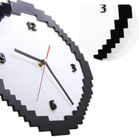 horloge murale originale pixel comme decorative