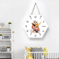 horloge murale scandinave chouette nordique et hibou avec corde dans une chambre