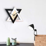 Horloge Scandinave Triangle Inversé | Horloge Mania