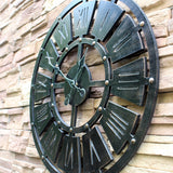 Horloge Industrielle Effet Petits Points | Horloge Mania